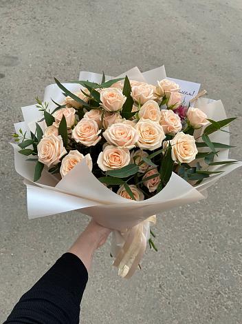 Букет Кремовые розы Латте в Никиткино